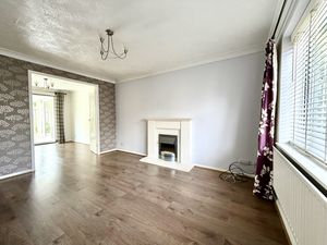 Living Room- click for photo gallery